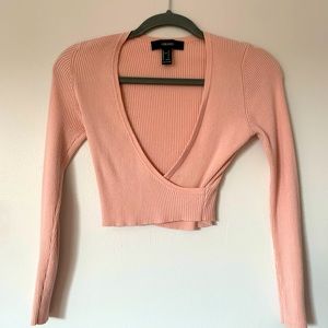 Light pink v-neck cropped long sleeve